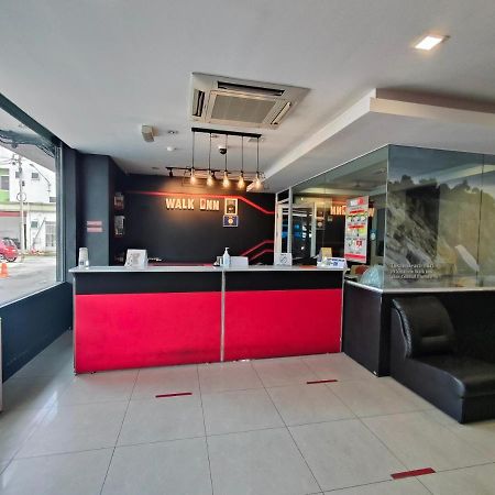 Walk Inn Мири Екстериор снимка