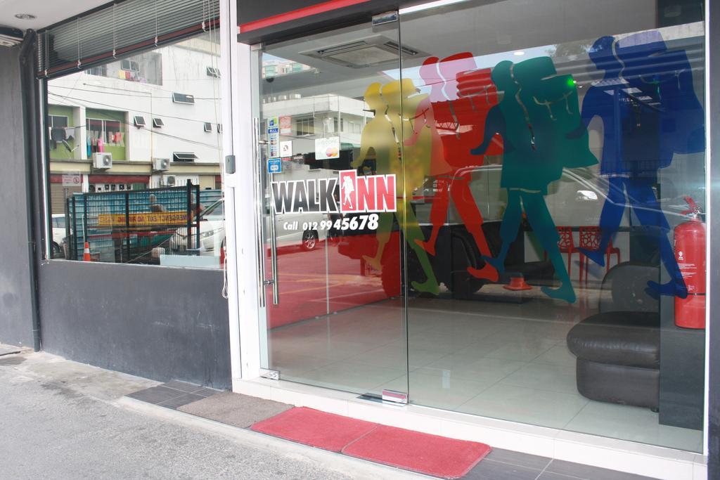 Walk Inn Мири Екстериор снимка