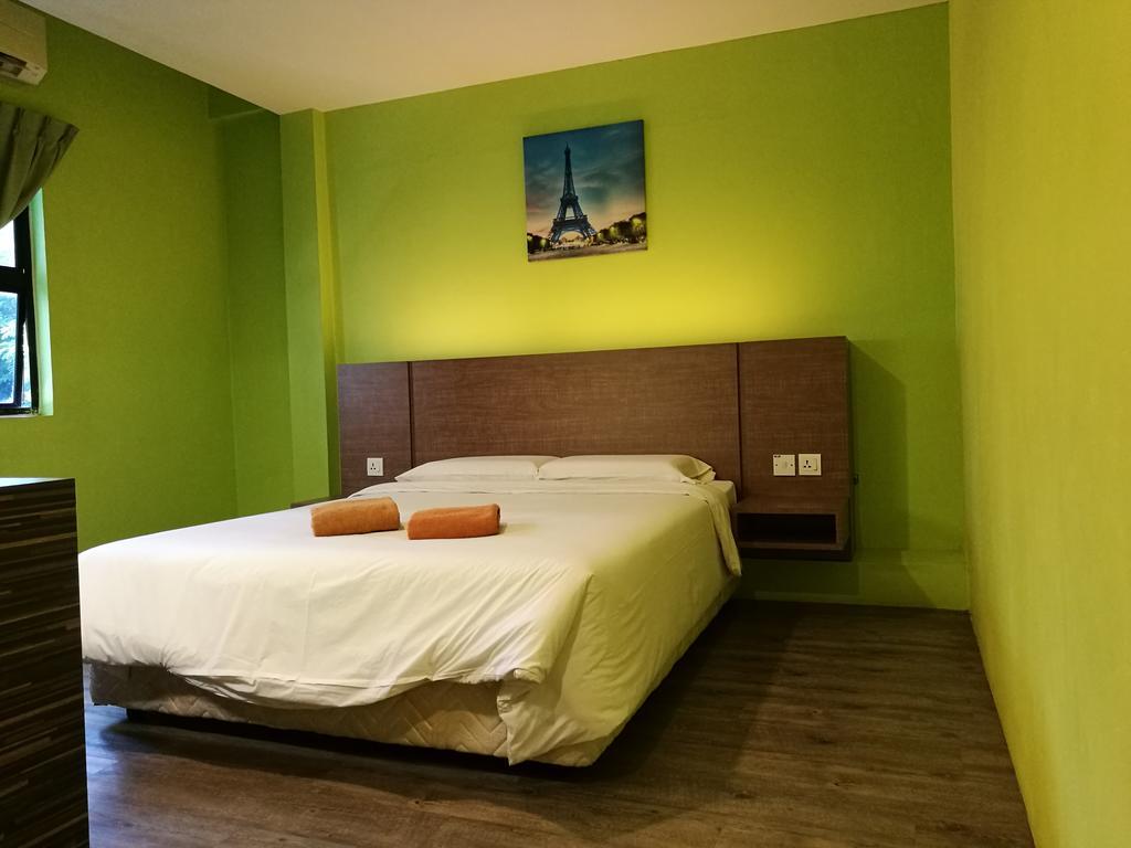 Walk Inn Мири Екстериор снимка