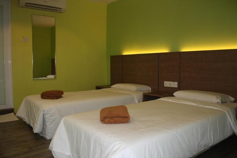 Walk Inn Мири Екстериор снимка